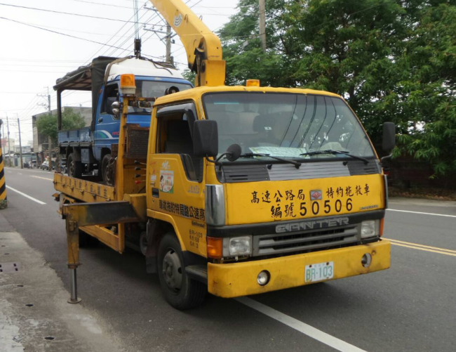 台南柳營報廢車中古車事故車回收